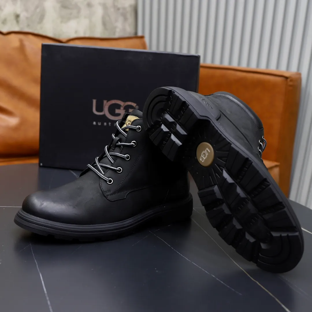Ex-factory price: 640 thick wool imported from Australia Brand: UGG genuine purchasing agent Size: 39–44 Grade: Official website 1:1 Material: First-layer genuine leather waterproof and anti-freeze upper Real wool lining Original non-slip wear-resistant lightweight soft outsole Style category: Men's casual shoes Trendy style Comfortable on the feet Color: Real picture color
